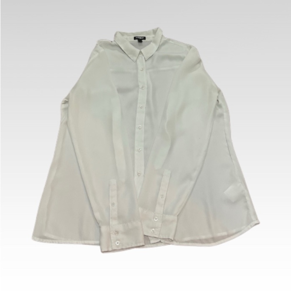 Women’s White Button-Up Blouse